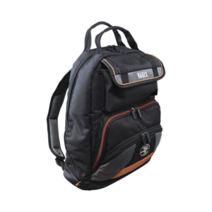 mochila para herramientas tradesman pro™ de 44.5 cm en color negro con 35 bolsillos (no incluye herramientas).